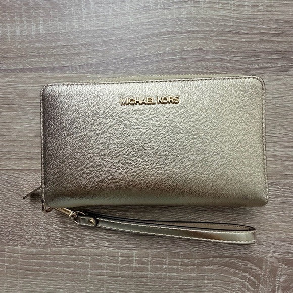 Michael Kors Jet Set Travel Pale Gold Lg Flat MF Phone Case Wallet
