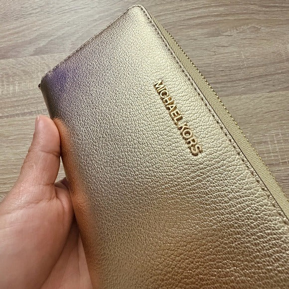 Michael Kors Jet Set Travel Pale Gold Lg Flat MF Phone Case Wallet
