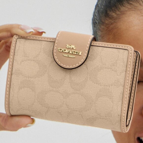 NTW COACH Medium Corner Zip Wallet With Signature Canvas
