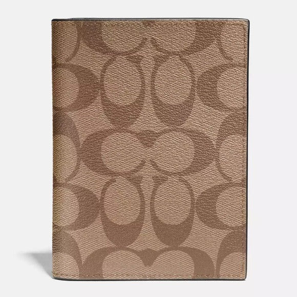 Coach Passport Case In Signature Canvas New