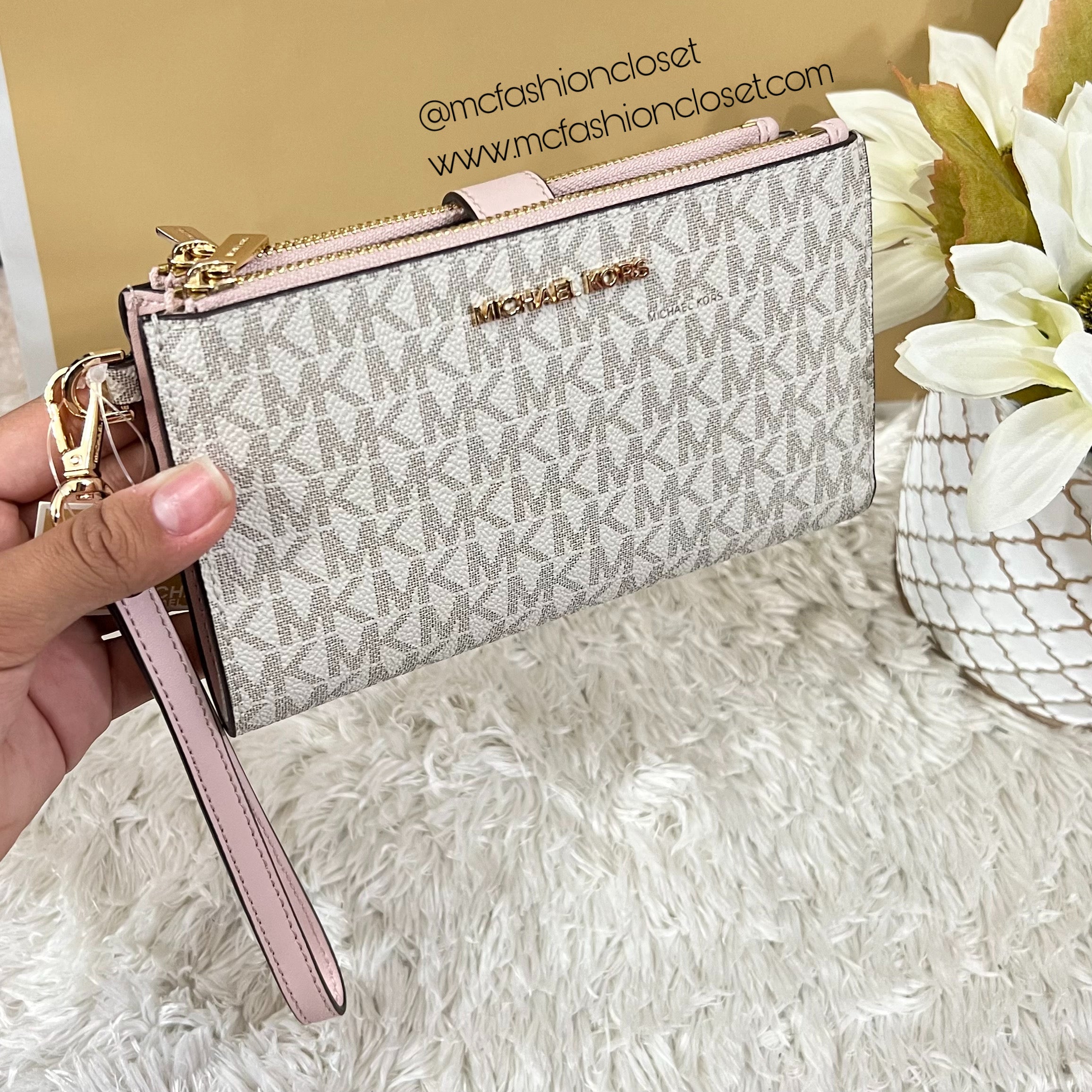 Signature Jet Set Double-Zip Wristlet - MICHAEL KORS